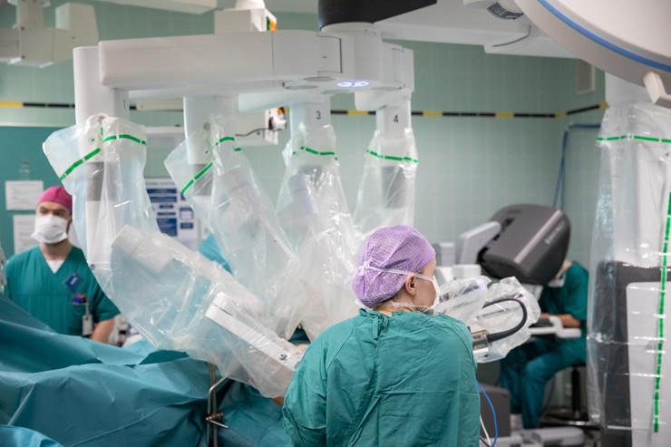 HUS using the da Vinci® Surgical System