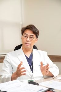 Jae Seung Kang, a surgeon in the Department of Surgery at Hongik Hospital,